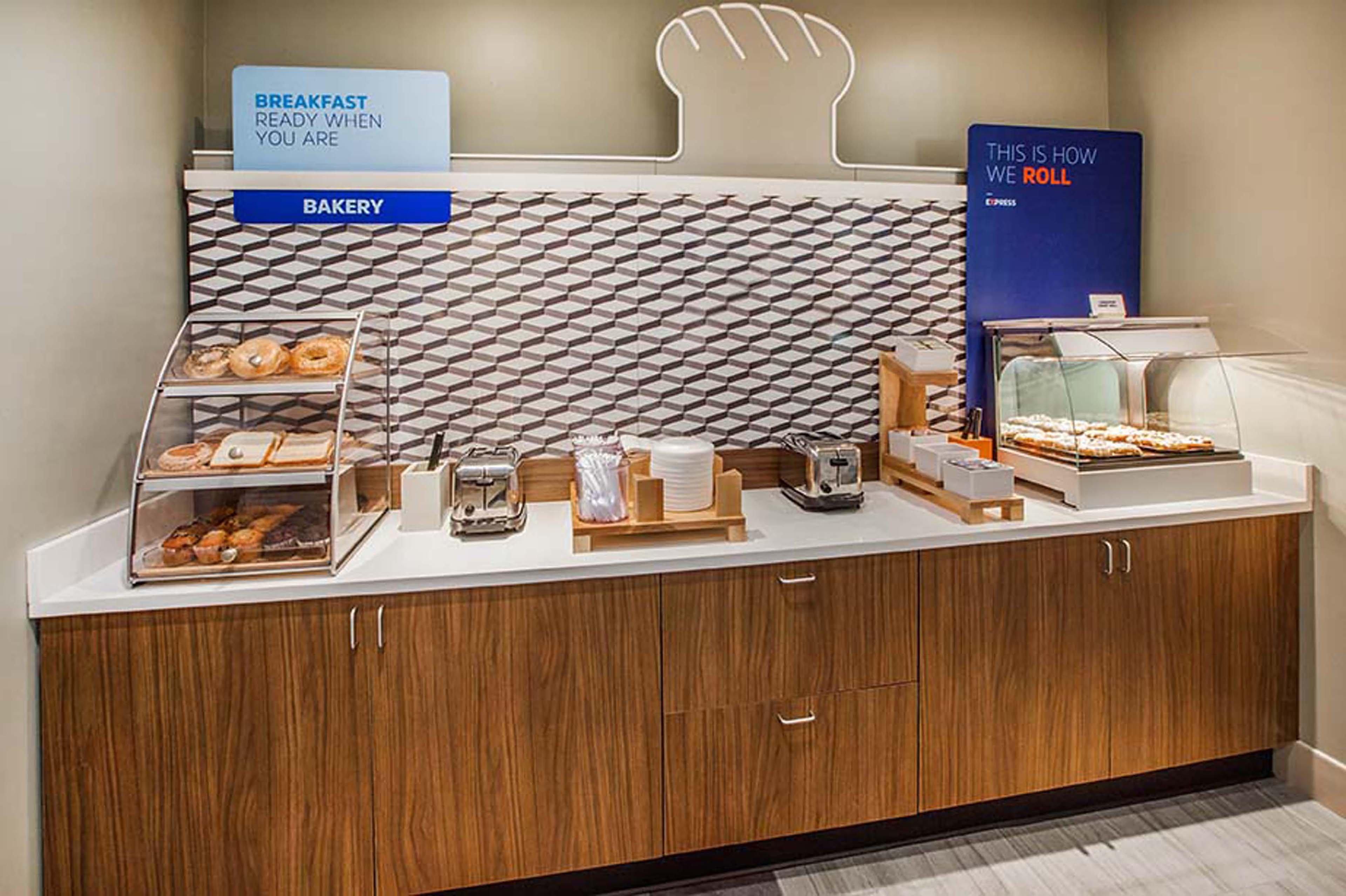 Holiday Inn Express Hunt Valley By Ihg Bagian luar foto